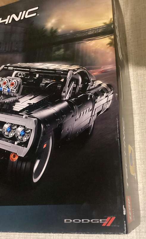LEGO® Technic - Dom's Dodge Charger (42111)