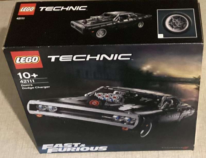LEGO® Technic - Dom's Dodge Charger (42111)