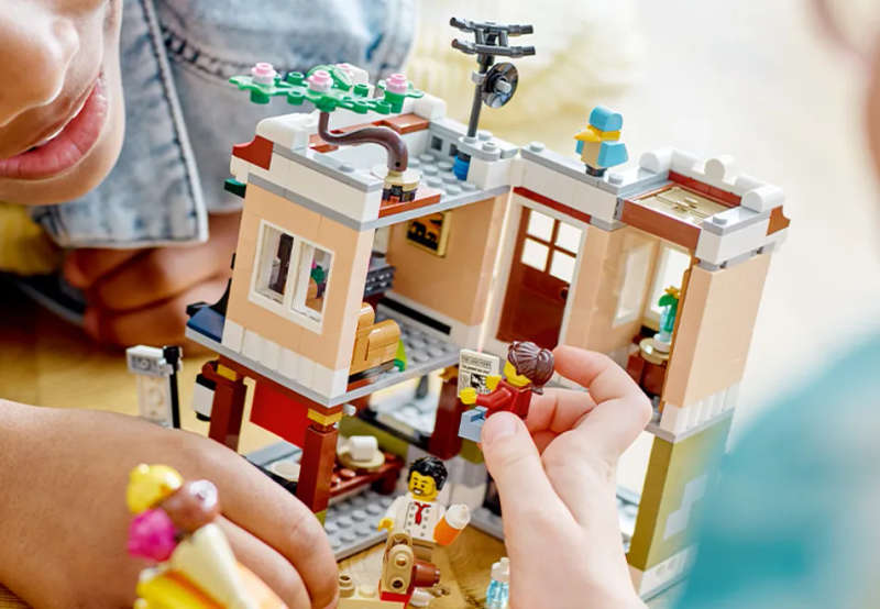 LEGO® Creator 3 in 1 - Downtown Noodle Shop (31131)
