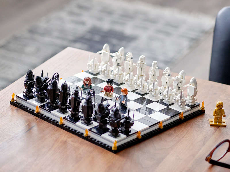 LEGO® Harry Potter - Hogwarts Wizards Chess (76392)