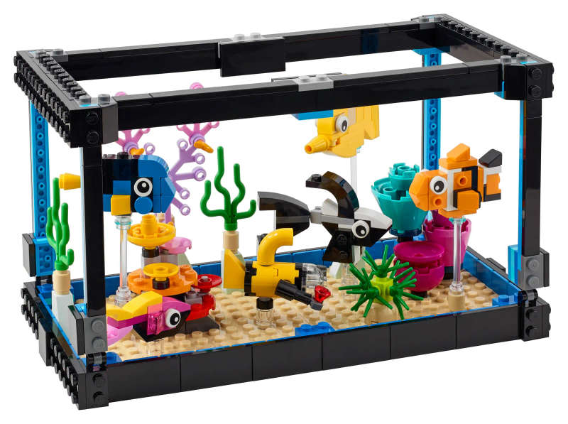 LEGO® Creator 3-in-1 Fish Tank (31122)