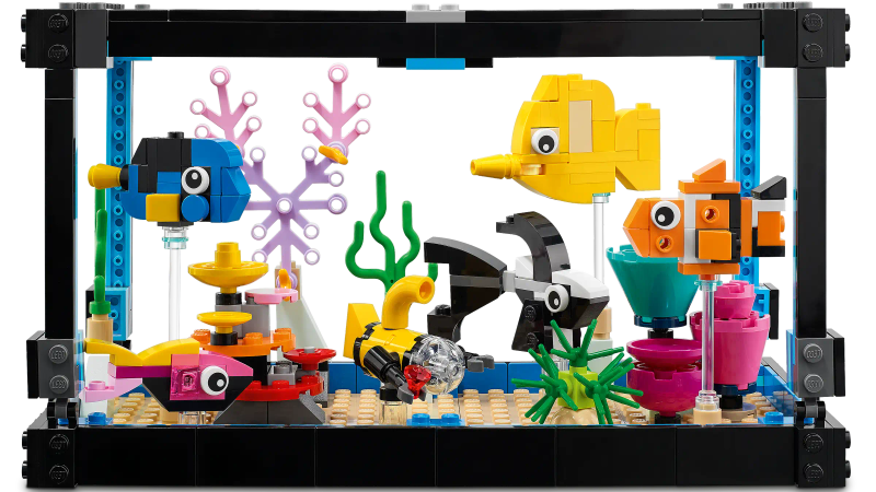 LEGO® Creator 3-in-1 Fish Tank (31122)