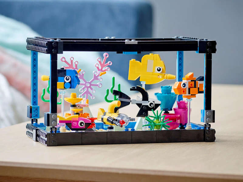 LEGO® Creator 3-in-1 Fish Tank (31122)
