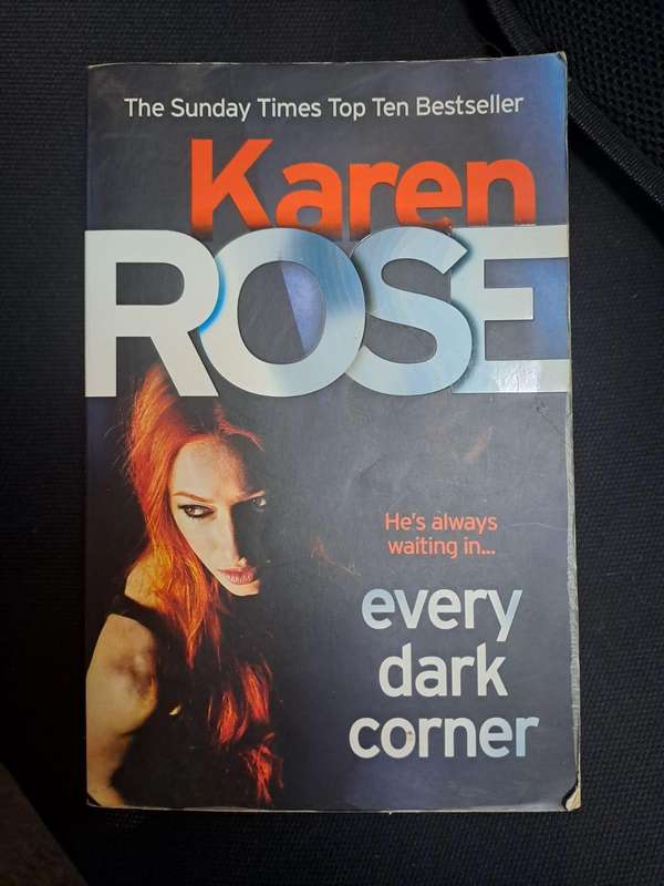 Every Dark Corner - Karen Rose