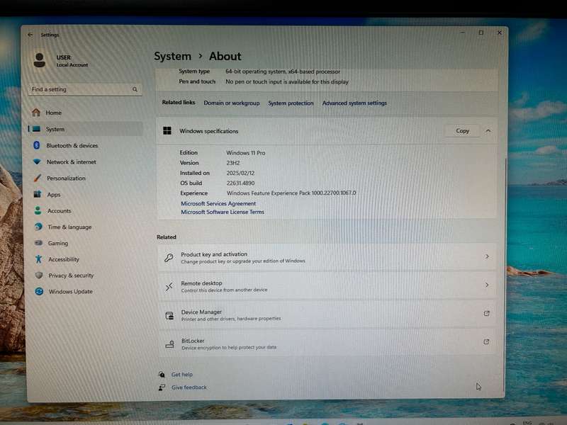 HP EliteDesk 705 G5 3400G Desktop Mini AMD Ryzen 5 Pro 3400 420GB SSD 8GB RAM