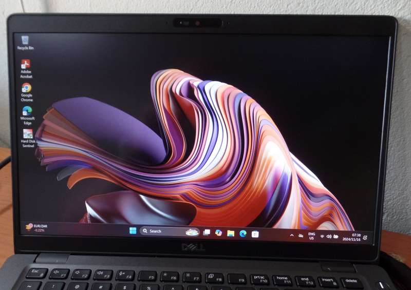 Dell Latitude 5400 Core i5 8th Gen 512GB SSD 32GB RAM Win 11 Pro *ONBOARD 4G*