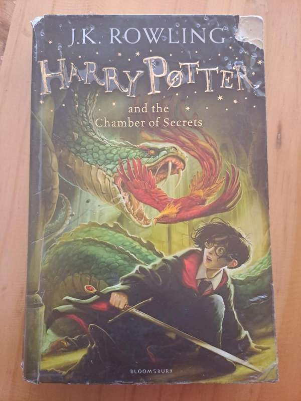 Harry Potter and the Chamber of Secrets - JK Rowling