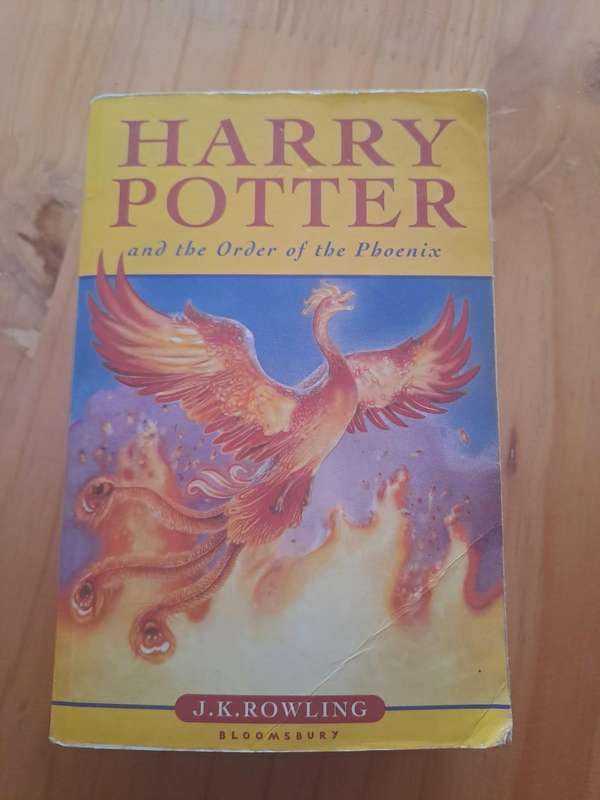 Harry Potter and the Order of the Phoenix - JK Rowling