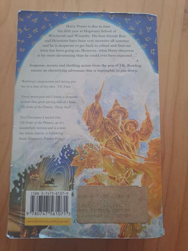 Harry Potter and the Order of the Phoenix - JK Rowling