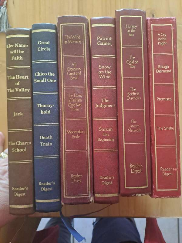Set of 6 Readers Digest condensed books