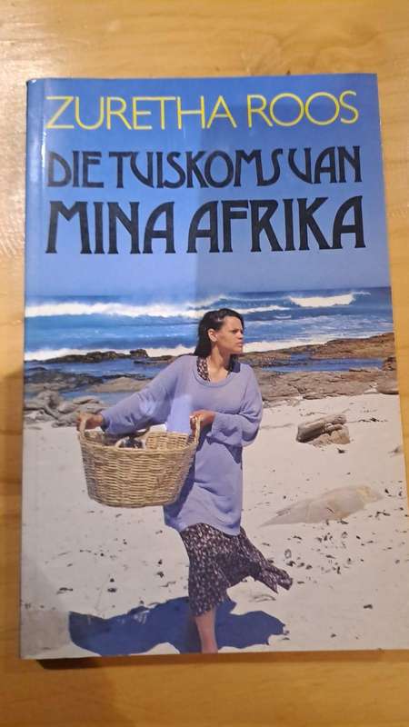 Die Tuiskoms van mina Afrika - Zuretha Roos