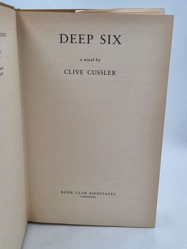 Deep Six - Clive Cussler | Large Format Hard Cover 1984
