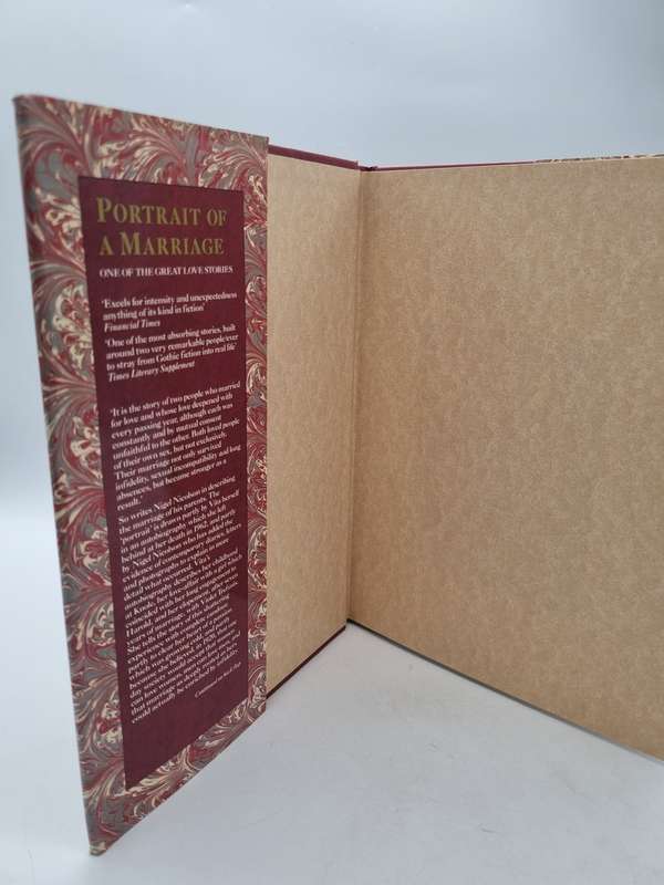 Portrait of a Marriage - Nigel Nicolson Illustrated Edition | Vita Sackville-West & Harold Nicolson