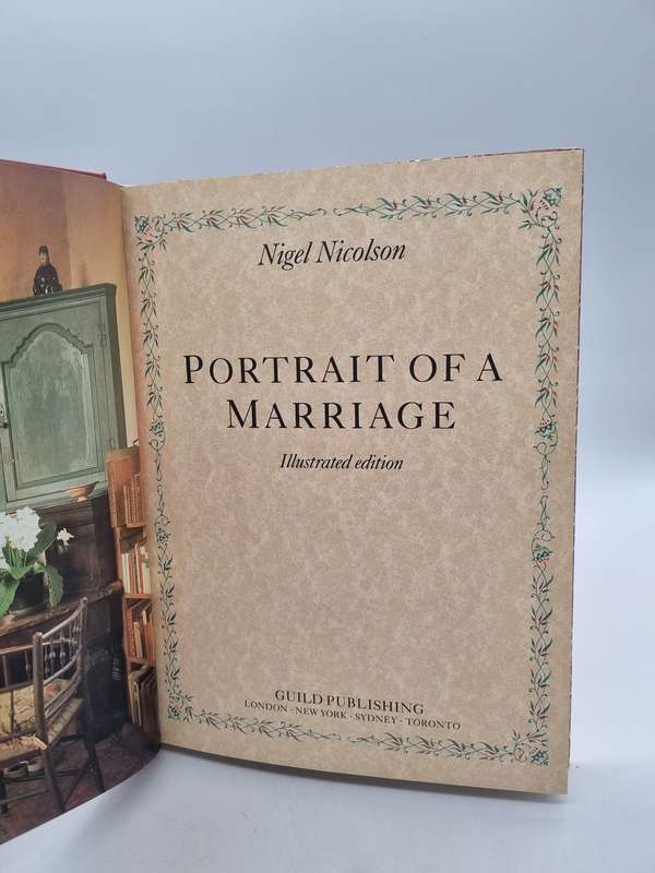 Portrait of a Marriage - Nigel Nicolson Illustrated Edition | Vita Sackville-West & Harold Nicolson