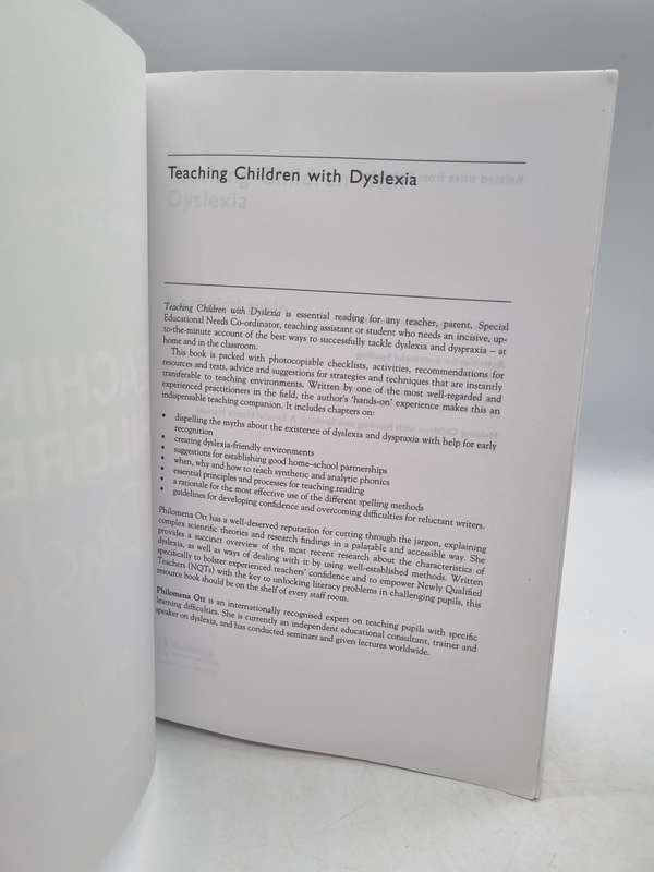 Teaching children with dyslexia Philomena Ott | Foreword by Sir Richard Branson