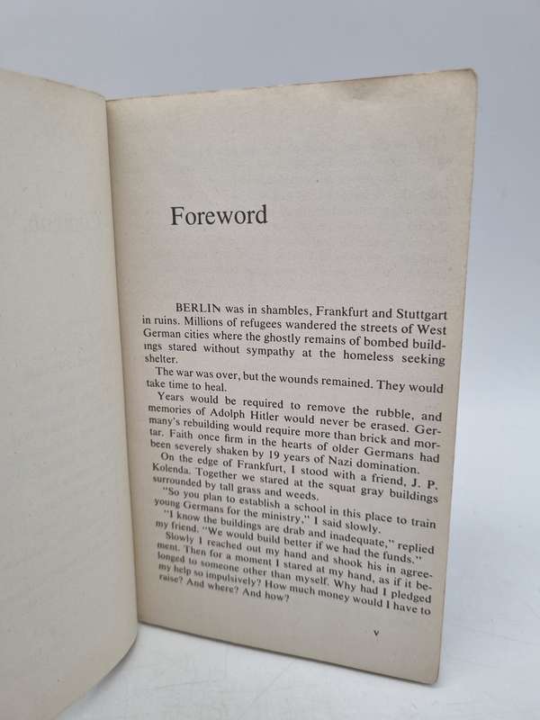 The Day the Dollar Dies by Willard Cantelon | 1973