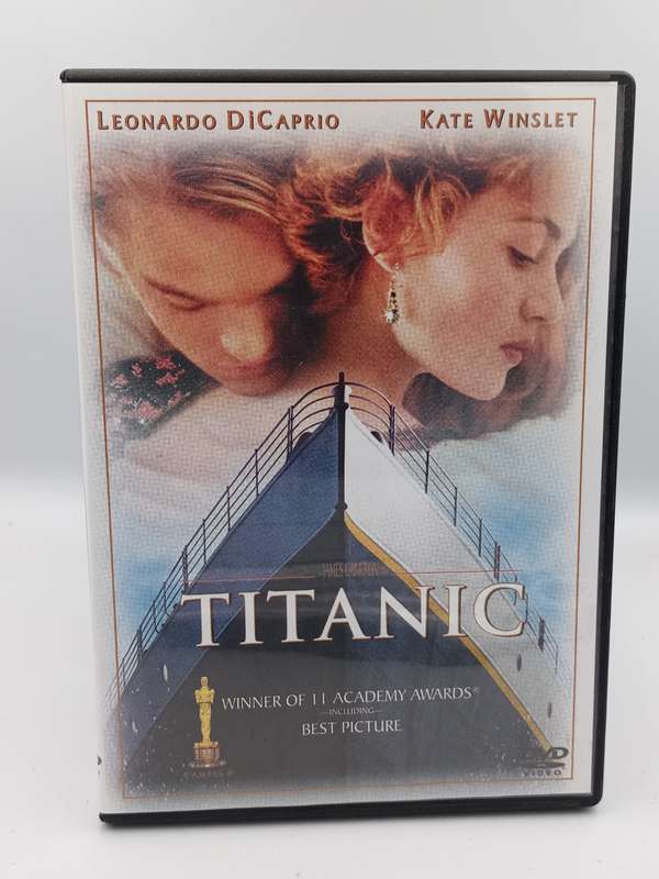 Titanic DVD - Leonardo DiCaprio & Kate Winslet
