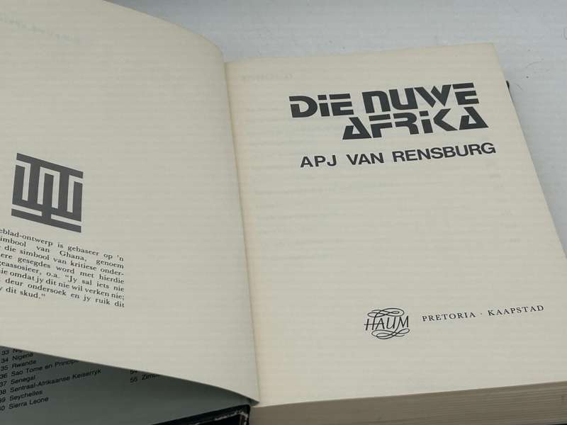 Die Nuwe Afrika deur APJ Van Rensburg