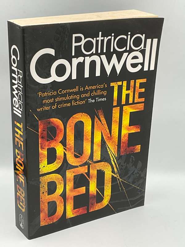 The Bone Bed by Patricia Cornwell | Large Format