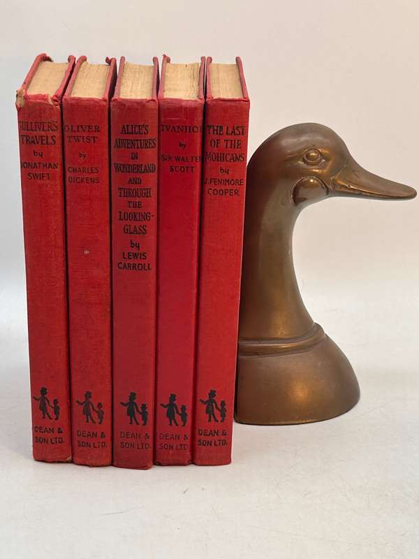 Set of 5 Classics - Alice in Wonderland, Oliver Twist, Ivanhoe, Gulliver's Travels, Last of Mohicans