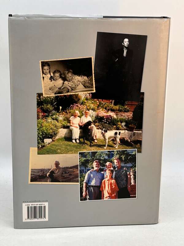 In the Frame: My Life In Words And Pictures ~ Helen Mirren