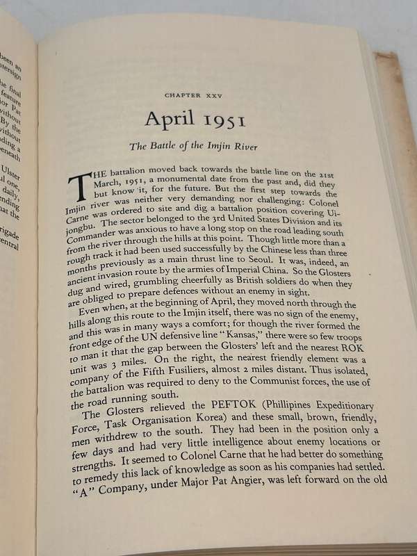 Cap of Honour: The Story of the Gloucestershire Regiment 1694-1975 by David Scott Daniell