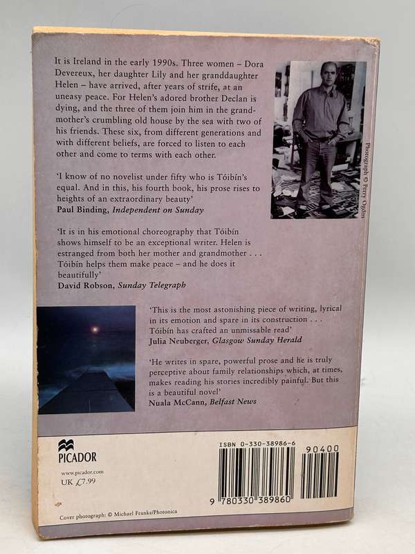 The Blackwater Lightship - Colm Toibin