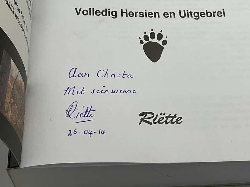 Aardwolf Tot Ystervark: Vrae en Antwoorde Volledige Hersien en Uitgebrei ~ Riette Conradie | Geteken