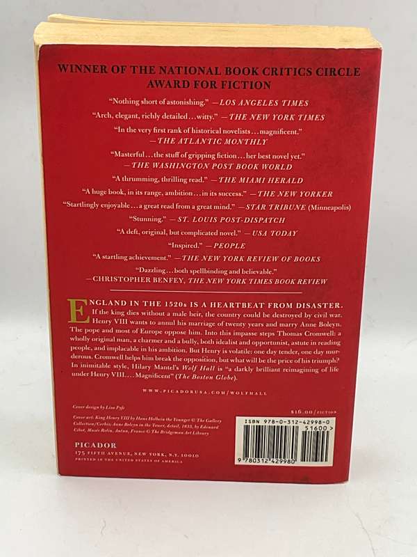 Wolf Hall ~ Hilary Mantel | Winner of the 2009 Man Booker Prize