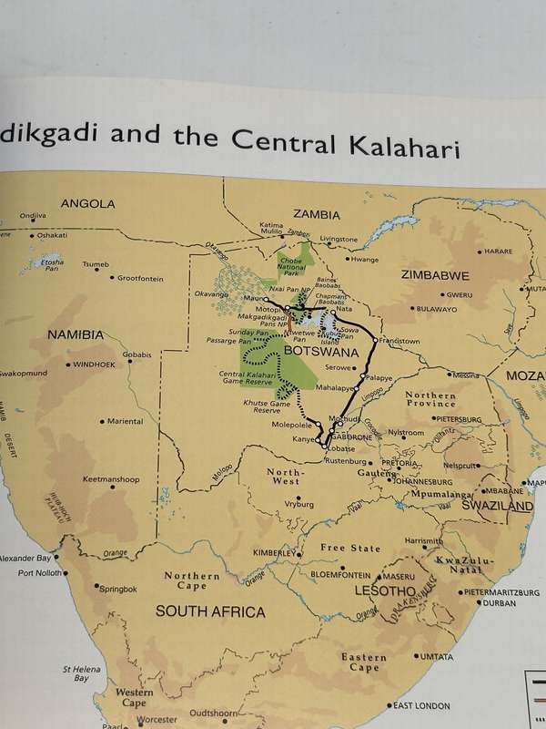 Overland through Southern Africa - 14 Tours & Maps by Willie and Sandra Olivier