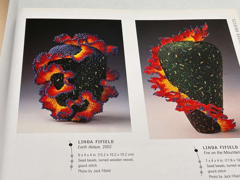 500 Beaded Objects: New Dimensions in Contemporary Beadwork