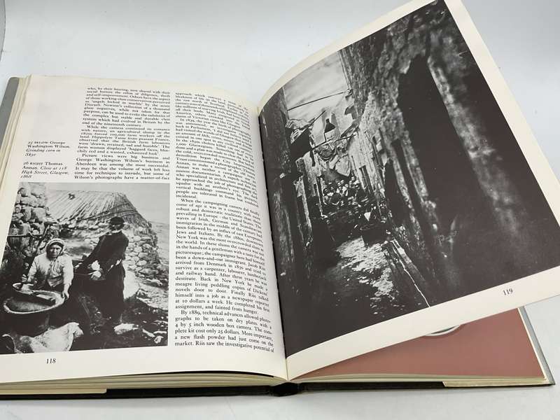 Camera: Victorian Eyewitness, A History of Photography, 1826-1913  - Gus MacDonald