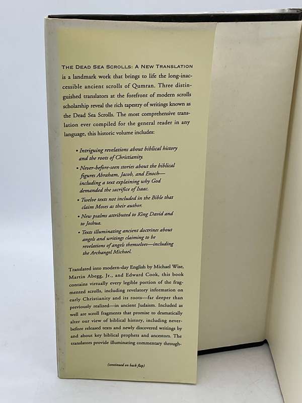 The Dead Sea Scrolls: A New Translation - Michael O. Wise, Martin Abegg & Edward Cook