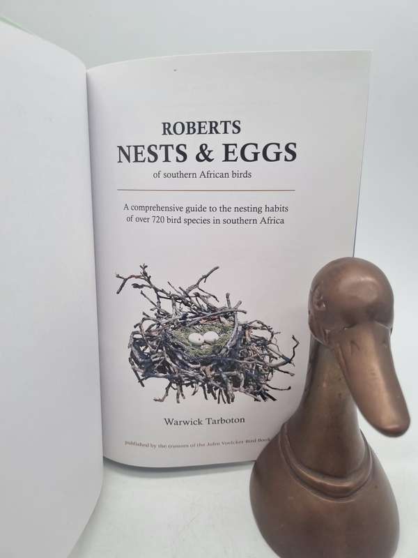 Roberts Nests & Eggs of Southern African Birds - Warwick Tarboten