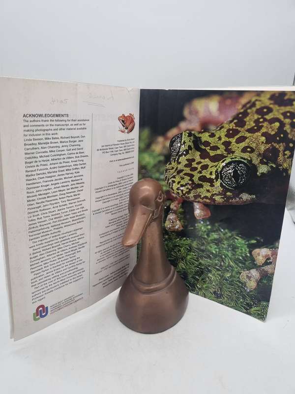 A Complete Guide to the Frogs of Southern Africa - Louis du Preez & Vincent Carruthers | Includes CD