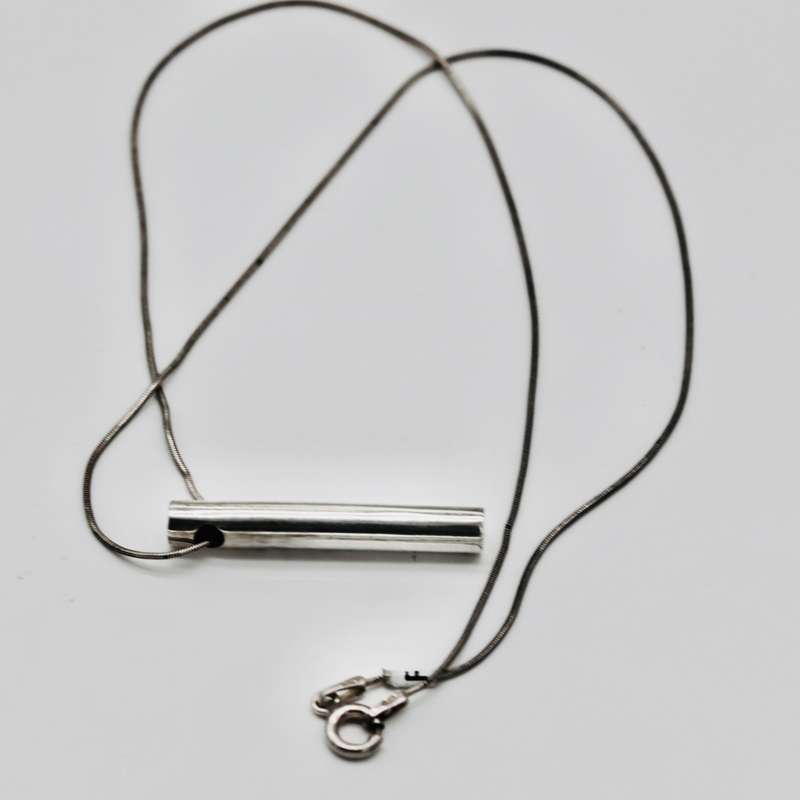 SOLID STERLING SILVER MODERN PENDANT NECKLACE on STERLING SILVER `LIQUID LINK` CHAIN