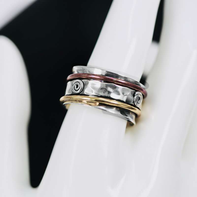 HANDCRAFTED UNISEX STERLING SILVER RING HAMMERED FINISH, SPINNING WHEEL & COPPER DETAILS