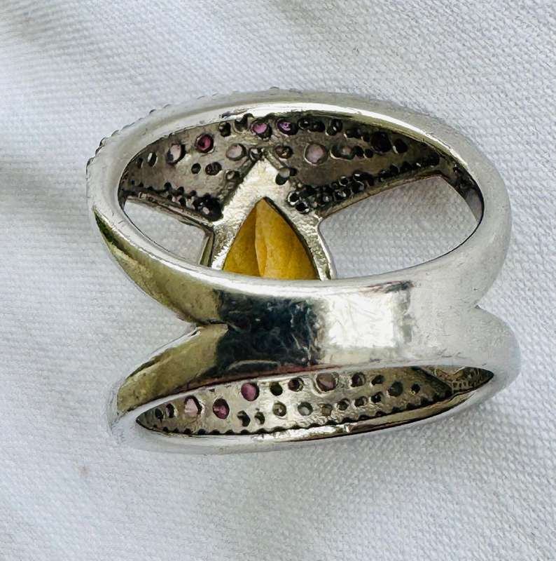 PEAR FACETED NATURAL EARTH-MINED 2,4CT CITRINE STERLING SILVER RING WITH GARNETS