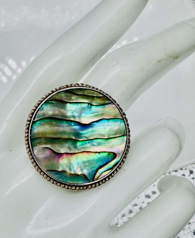 LARGE SOLID STERLING SILVER RING NATURAL ABALONE SHELL IN GLORIOUS PEACOCK COLOURS