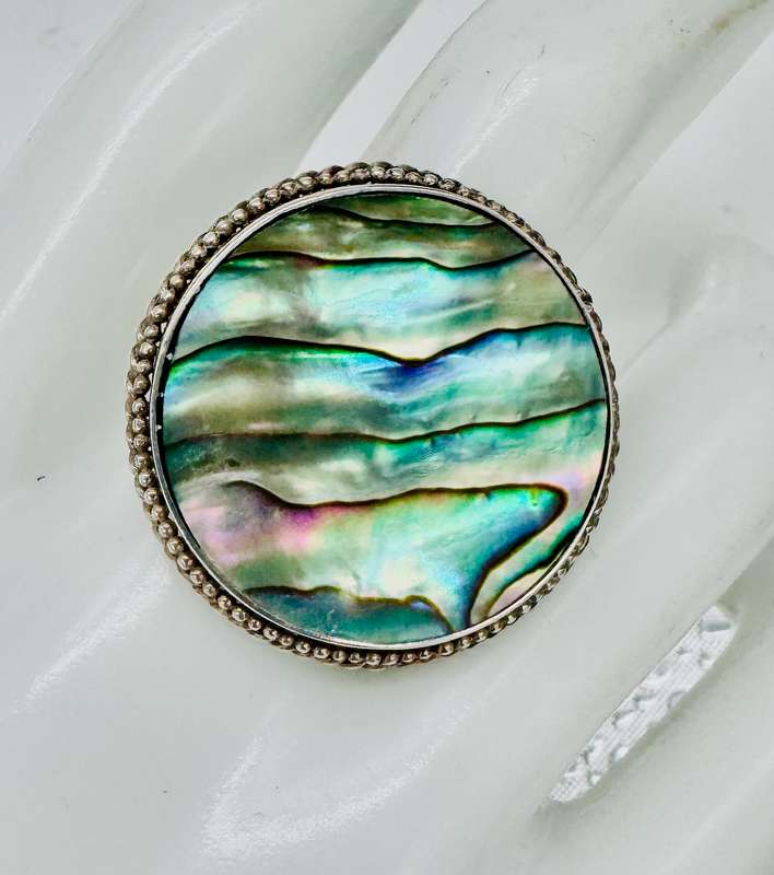 LARGE SOLID STERLING SILVER RING NATURAL ABALONE SHELL IN GLORIOUS PEACOCK COLOURS