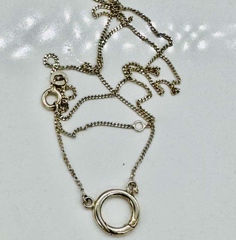 DAINTY STERLING SILVER SPRING HINGE MODERN NECKLACE TO BE WORN AS IS OR WITH ADDED PENDANT
