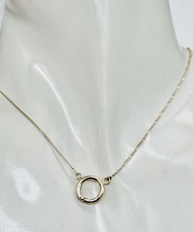 DAINTY STERLING SILVER SPRING HINGE MODERN NECKLACE TO BE WORN AS IS OR WITH ADDED PENDANT