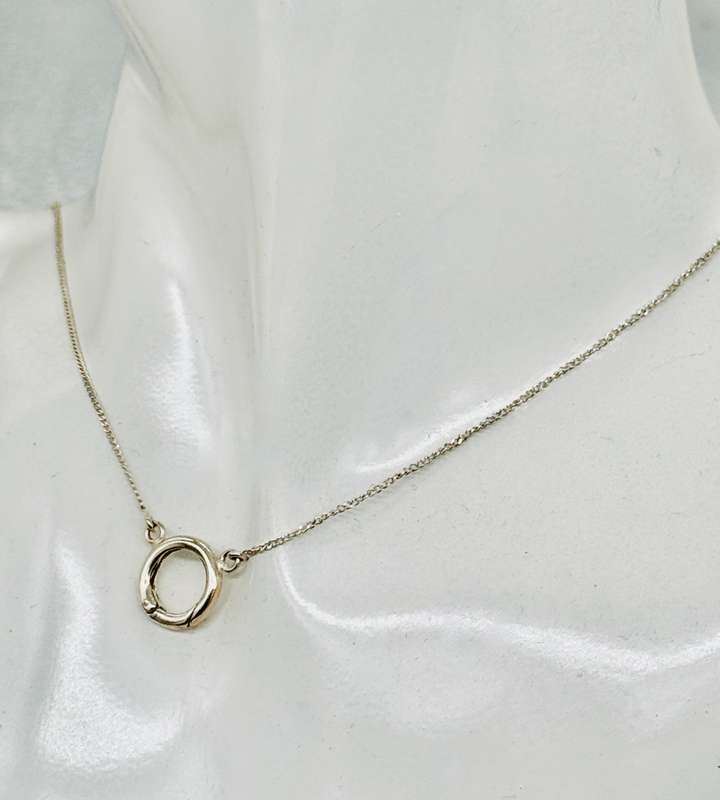 DAINTY STERLING SILVER SPRING HINGE MODERN NECKLACE TO BE WORN AS IS OR WITH ADDED PENDANT