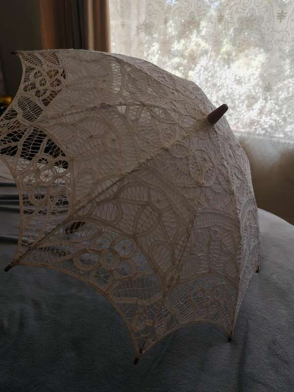 Vintage Lace Bamboo umbrella
