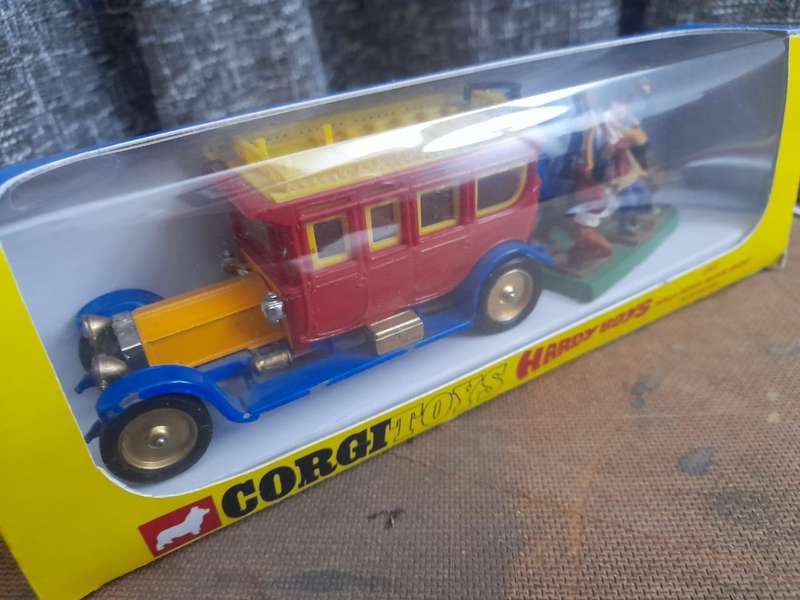 CORGI  reproduction boxes for sale both these boxes come with instructions