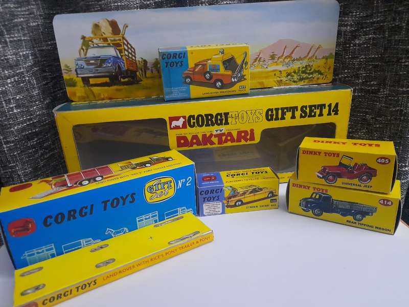 CORGI   REPRODUCTION Daktari Giant gift set