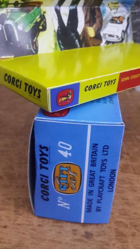 Corgi reproduction gift sets,plain corgi boxes and Dinky boxes for sale