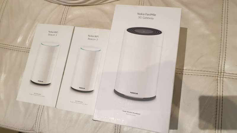 Nokia fastmile 5G + 2 x Nokia Beacon 3