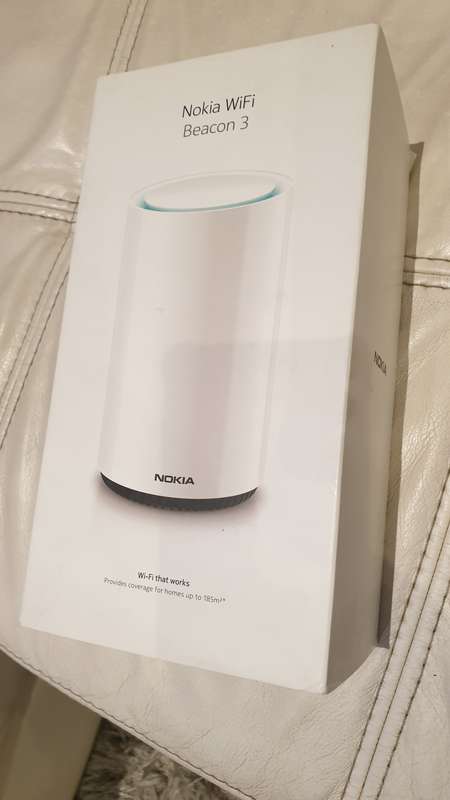 Nokia fastmile 5G + 2 x Nokia Beacon 3