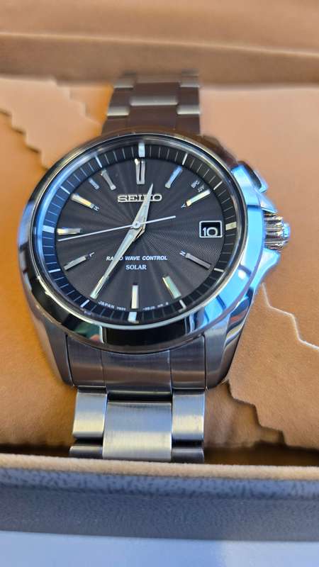 Seiko Brightz (SAGZ077) Solar Radio Wave Control Men's Watch (Imported from Japan)